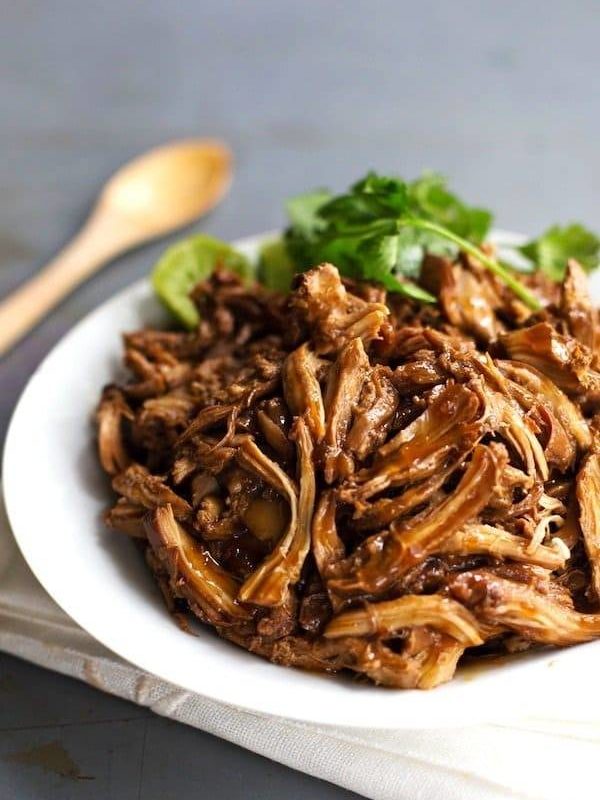 Honey Glazed Crockpot Chicken Adobo - simple pantry ingredients, hardly any hands-on time, 200 calories. | https://official-promos.com